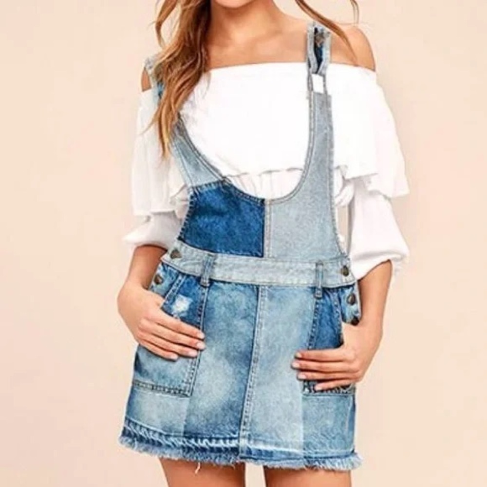 Free People patchwork denim overall dress. Size 2 EUC